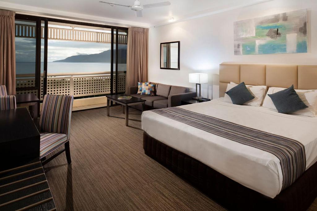 Rydges Esplanade Resort Κερνς Εξωτερικό φωτογραφία