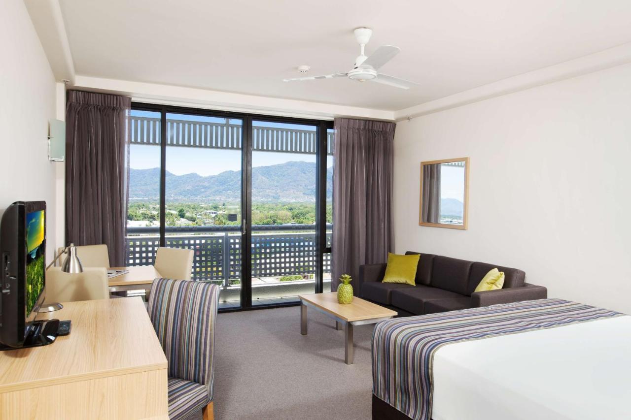 Rydges Esplanade Resort Κερνς Εξωτερικό φωτογραφία