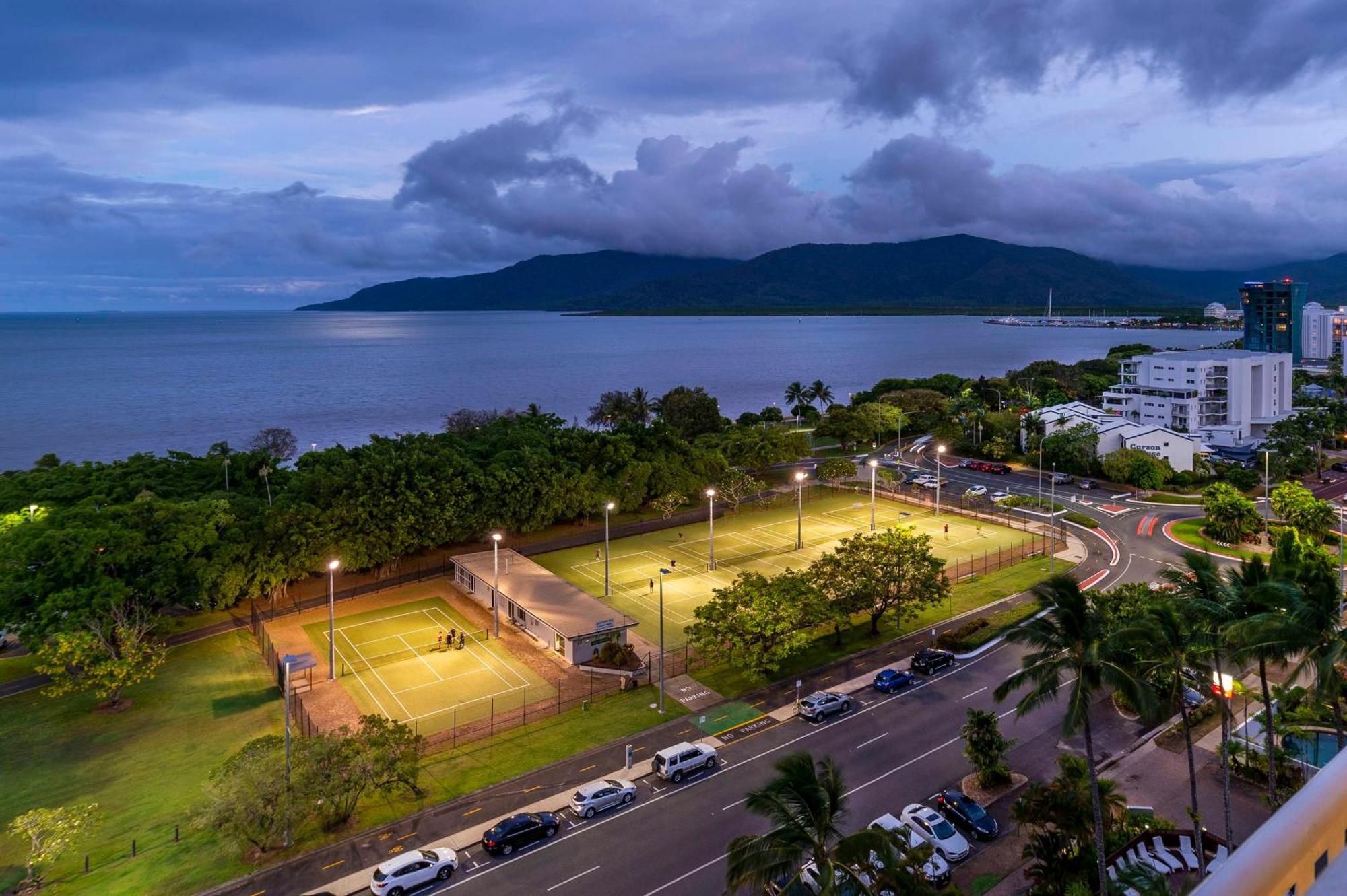 Rydges Esplanade Resort Κερνς Εξωτερικό φωτογραφία