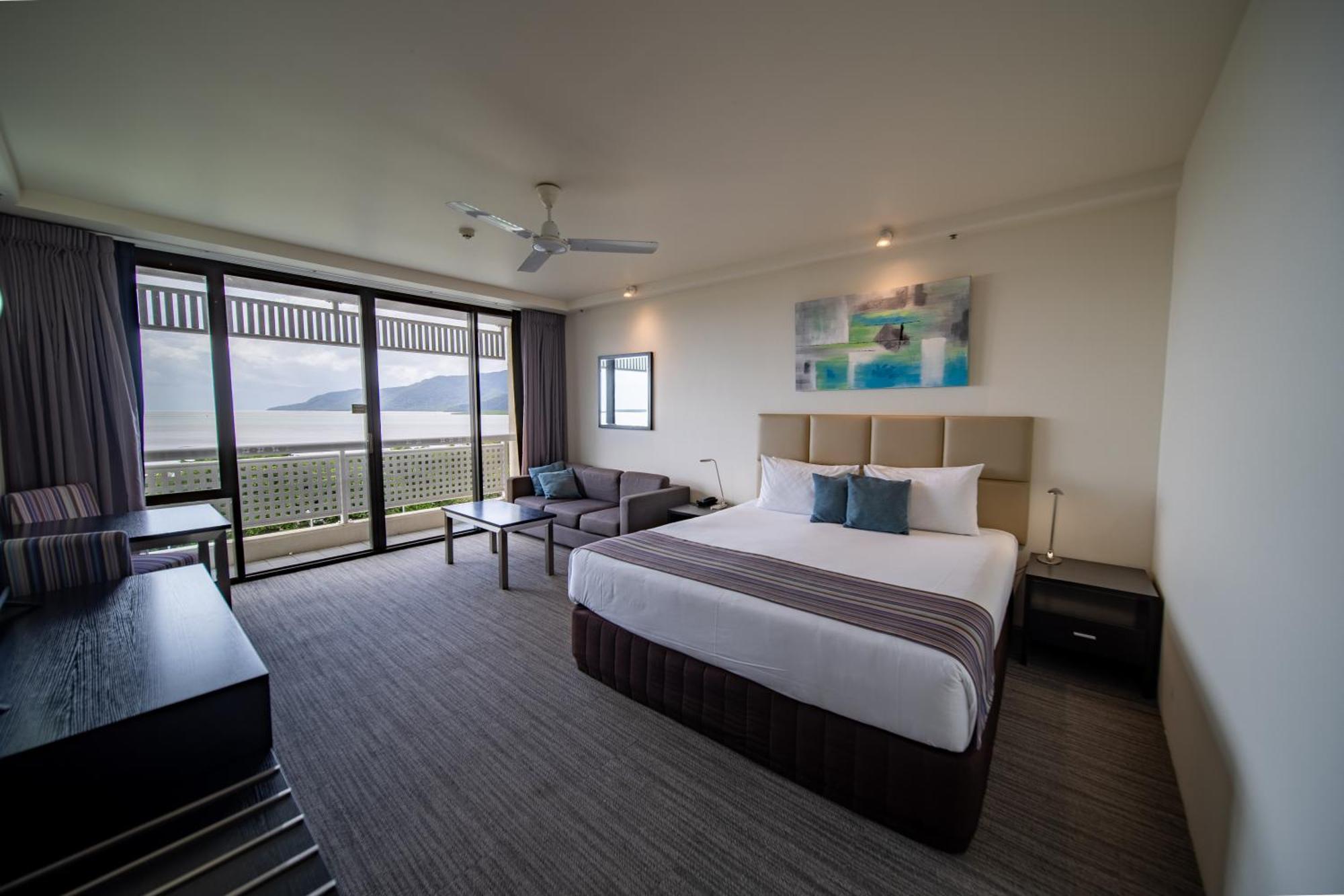 Rydges Esplanade Resort Κερνς Εξωτερικό φωτογραφία