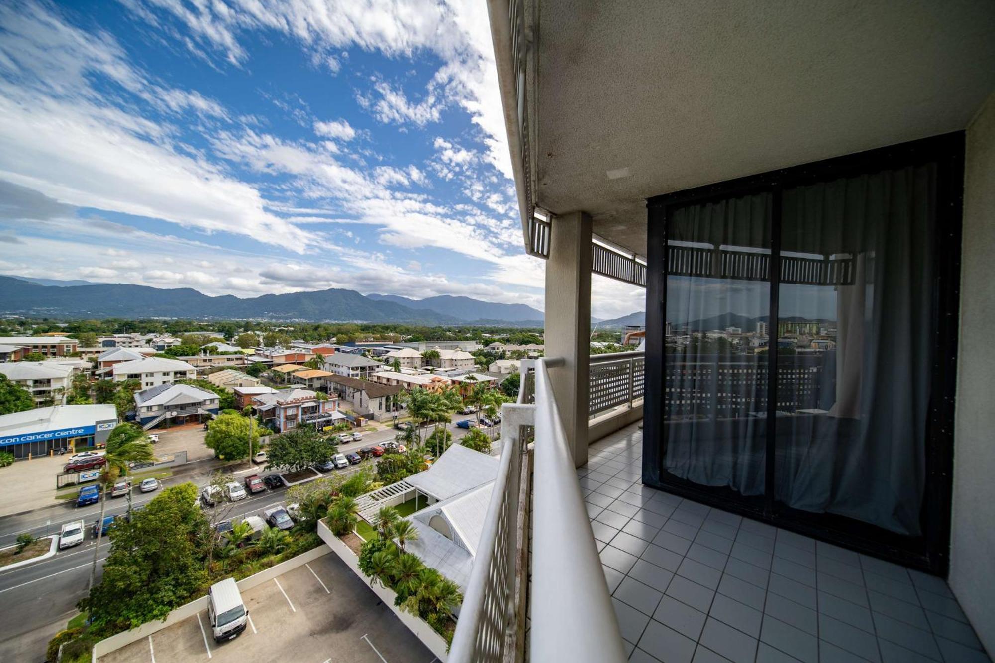 Rydges Esplanade Resort Κερνς Εξωτερικό φωτογραφία